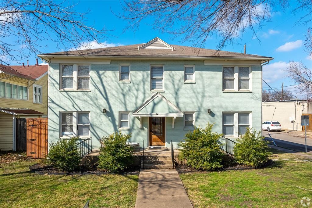 5211 Worth Street, Dallas
