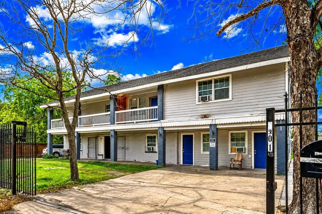 5301 Collingsworth, Houston
