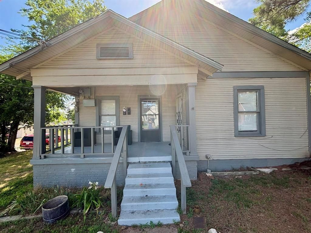 1120 S Donnybrook Avenue, Tyler