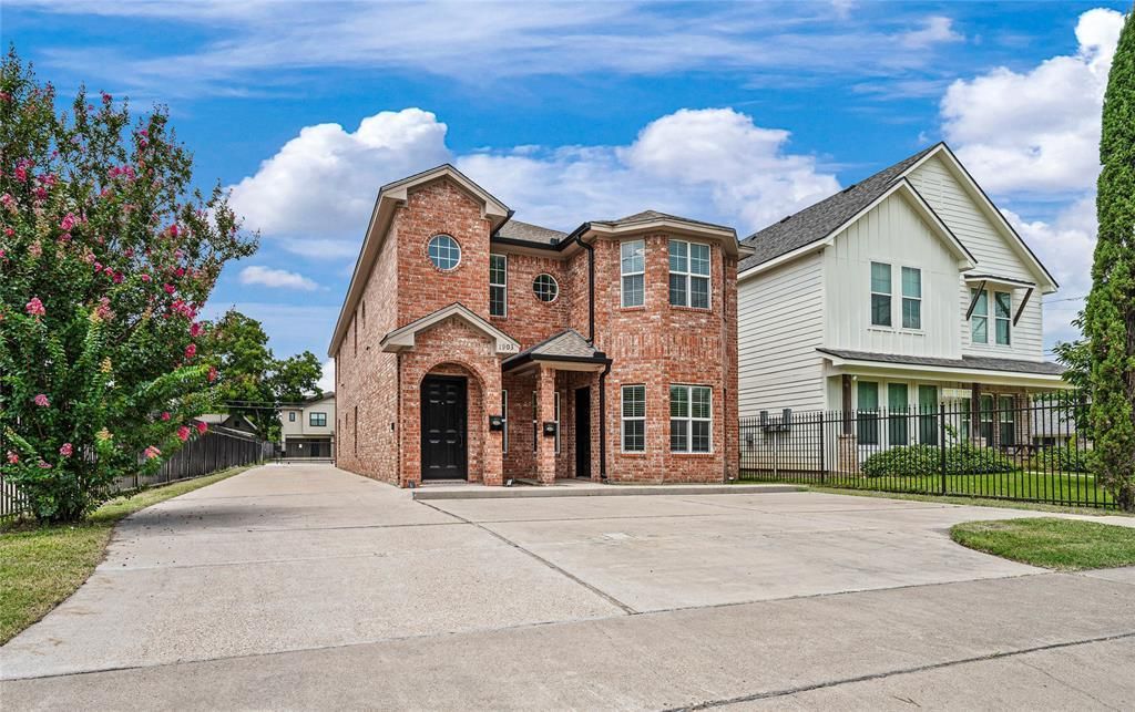 1903 S 11th Street, Waco