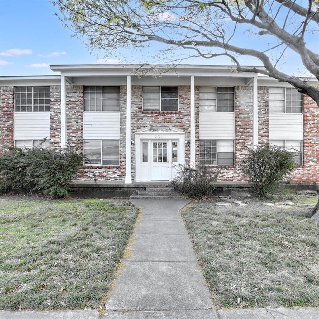 2725 Patricia Lane, Garland