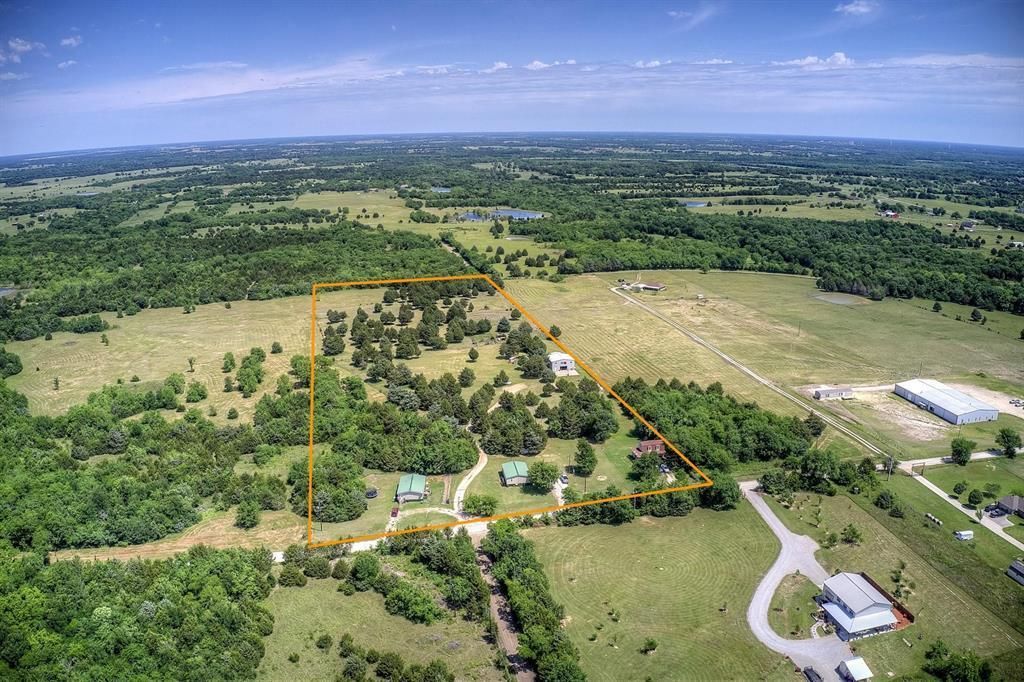 4126 County Road 4111, Campbell