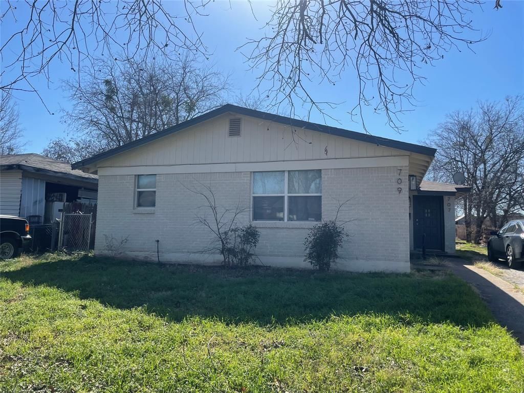 707 E North 12th Street, Abilene