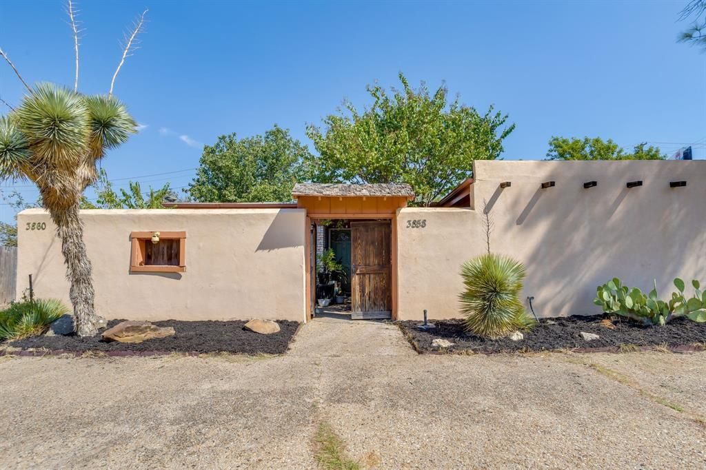 3858 Wonder Court, Fort Worth