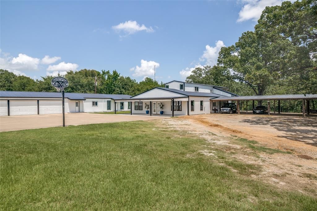 558 Private Rd 7423, Emory