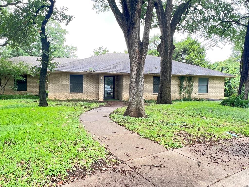 1000 Maykus Court, Irving