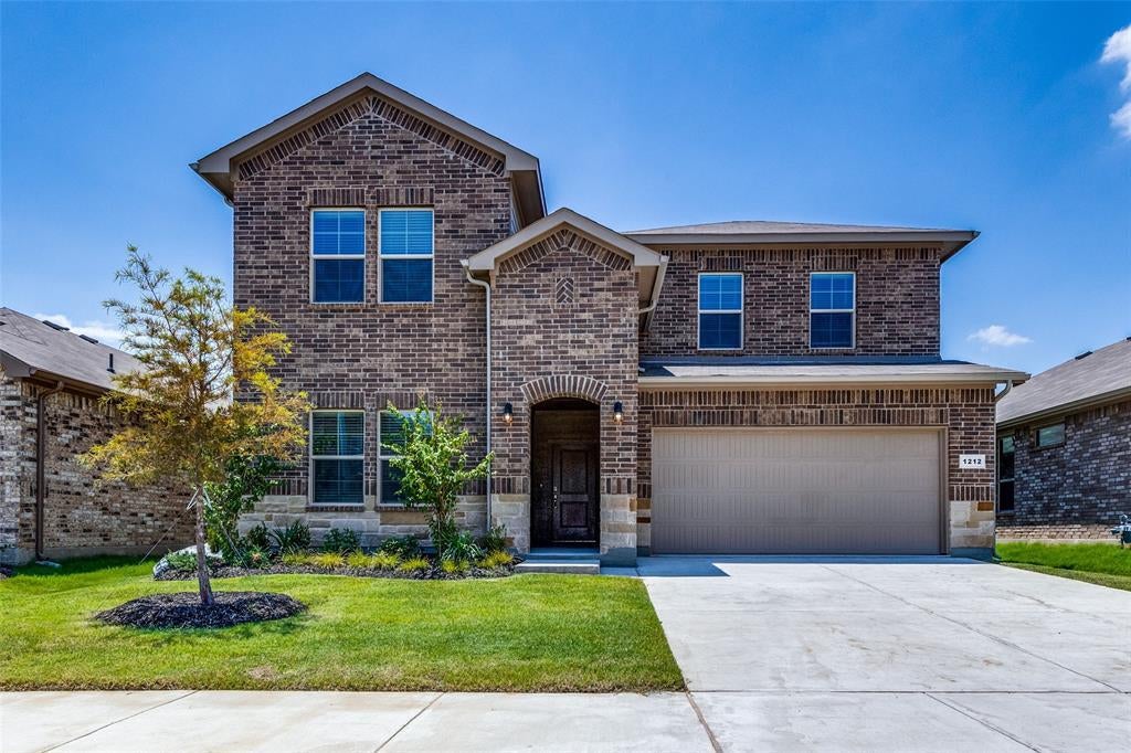 1212 Elgar Trail, Fort Worth
