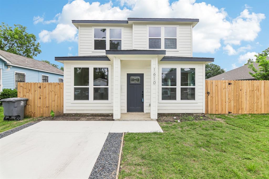 1610 Life Avenue, Dallas