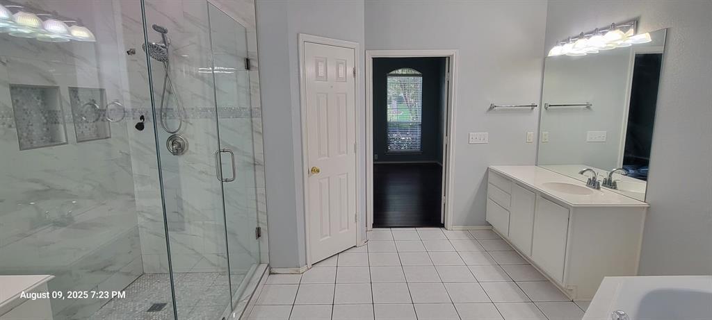 2328 Hunters Run Drive, Plano