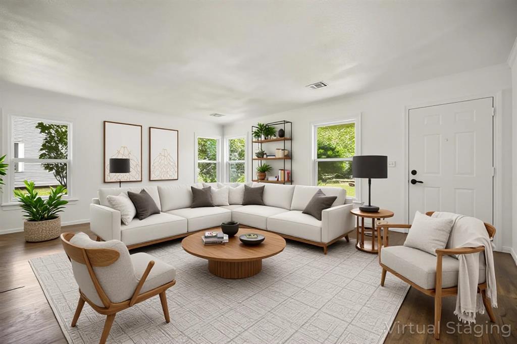 5048 Cedar Hill Road, Fort Worth