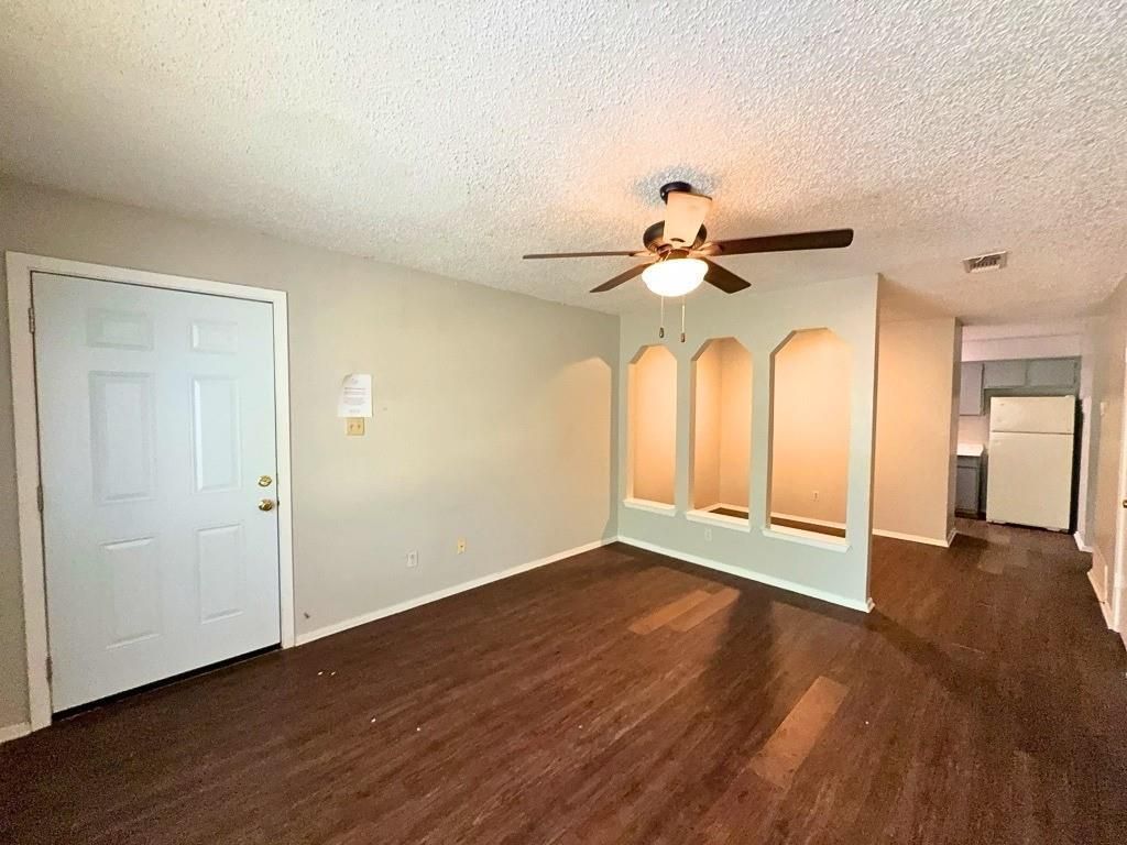 219 Fry Street 12, Denton
