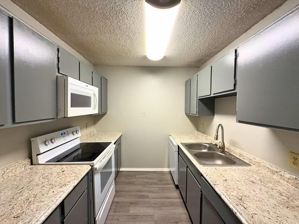 219 Fry Street 6, Denton