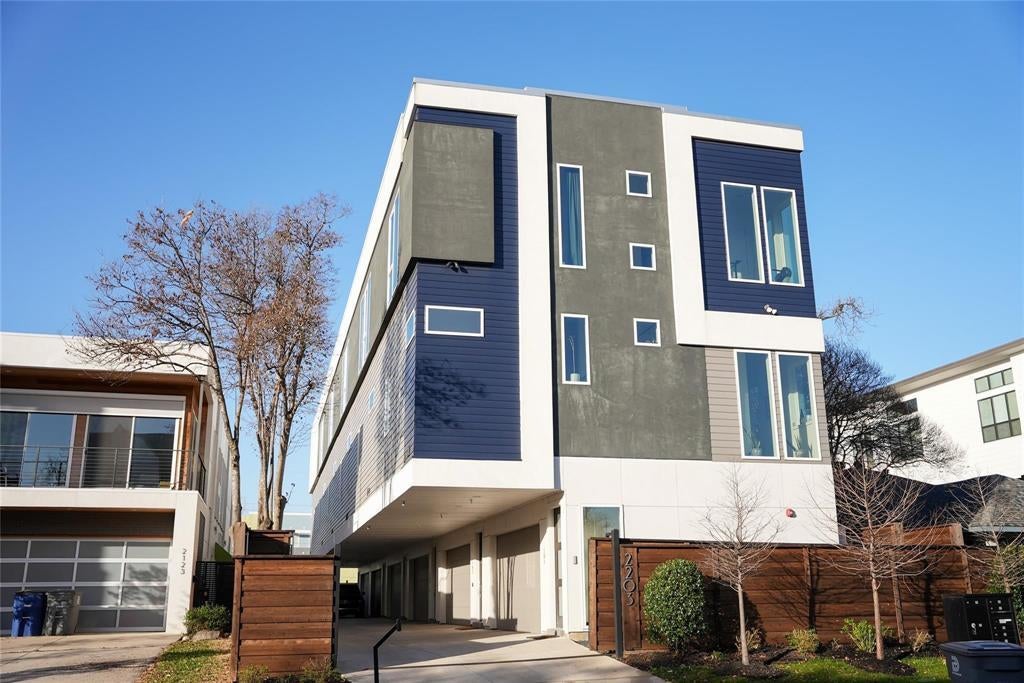 2203 Moser Avenue 106, Dallas