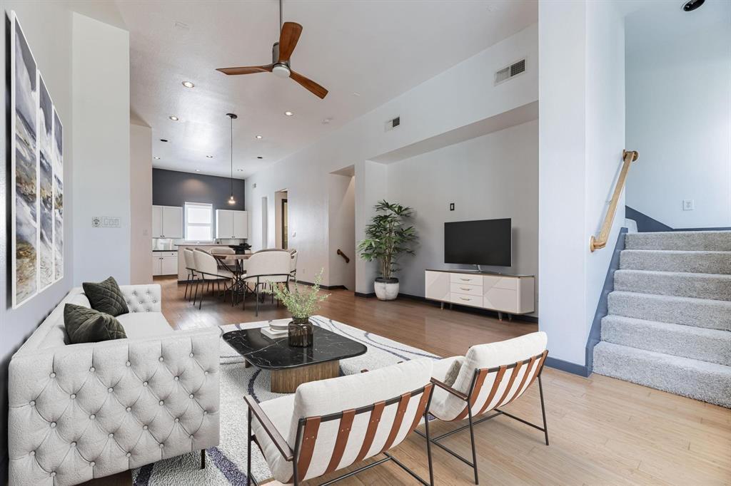 742 Cannen John Lane, Dallas