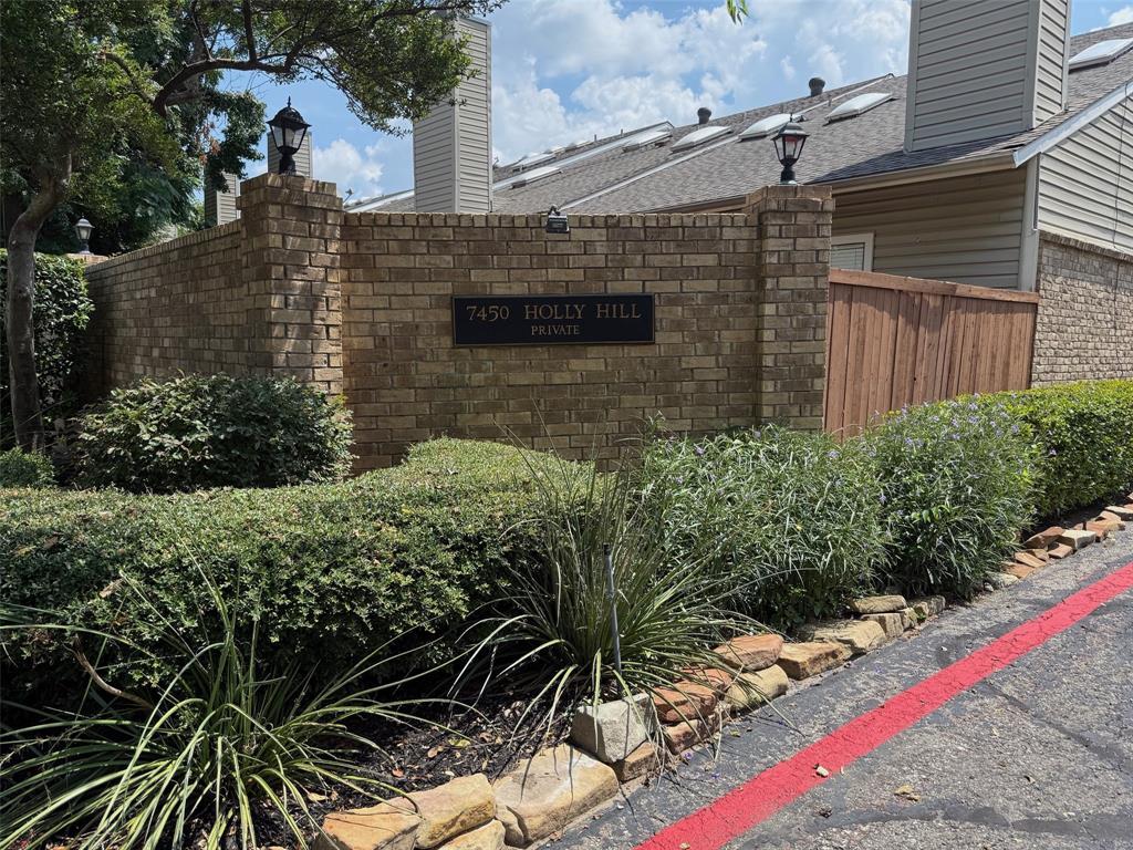 7450 Holly Hill Drive 116, Dallas
