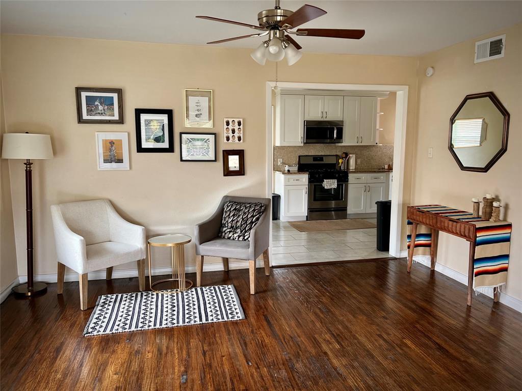 3472 Rugged Drive, Dallas