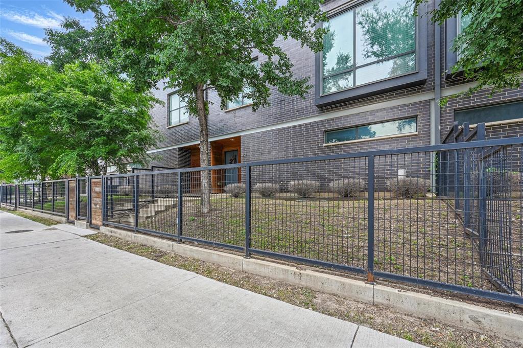 2280 N Fitzhugh 30, Dallas