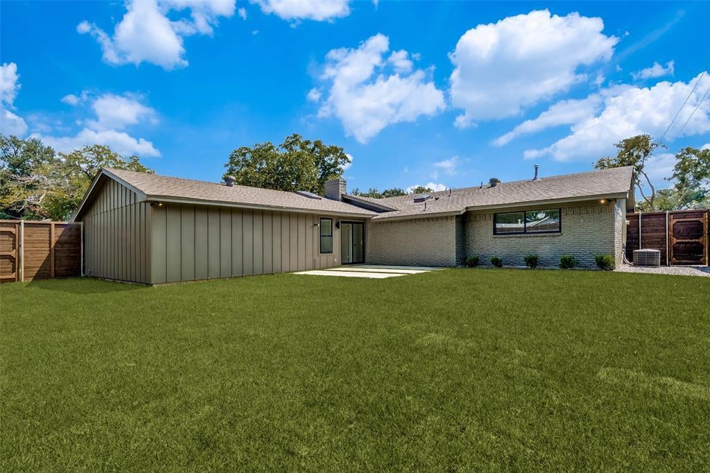 3837 Clubway Lane, Farmers Branch