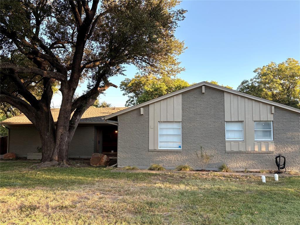 8619 Banff Drive, Dallas