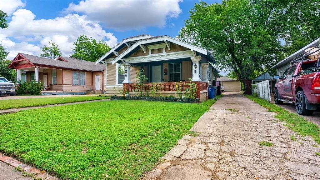 714 S Winnetka Avenue, Dallas