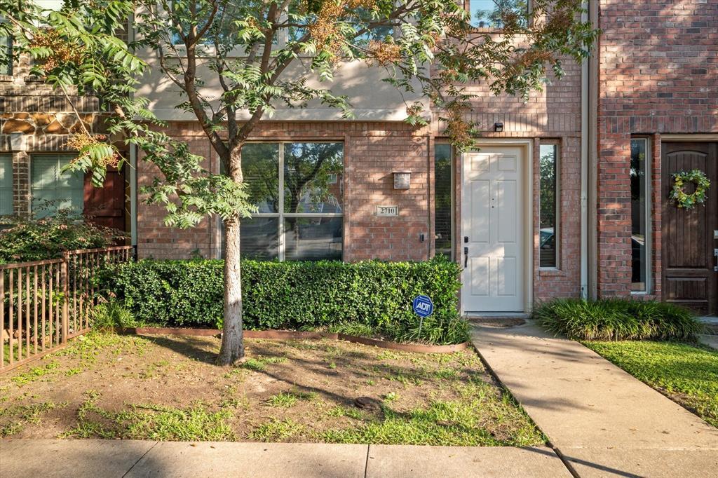 2710 Floyd Street, Dallas