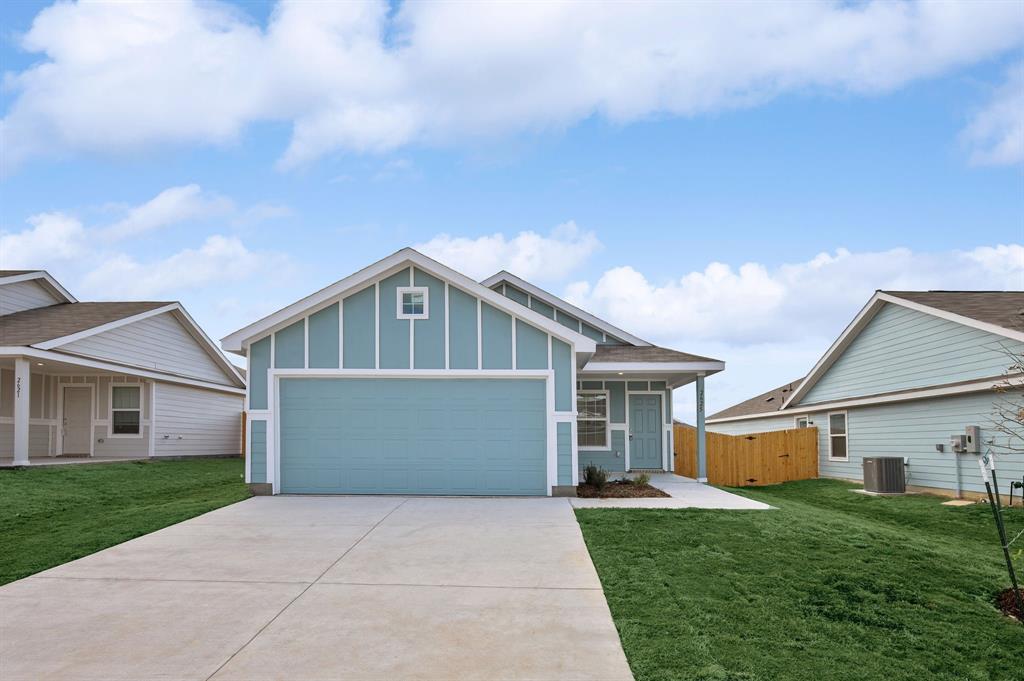 2625 Kingsman Drive, Fort Worth