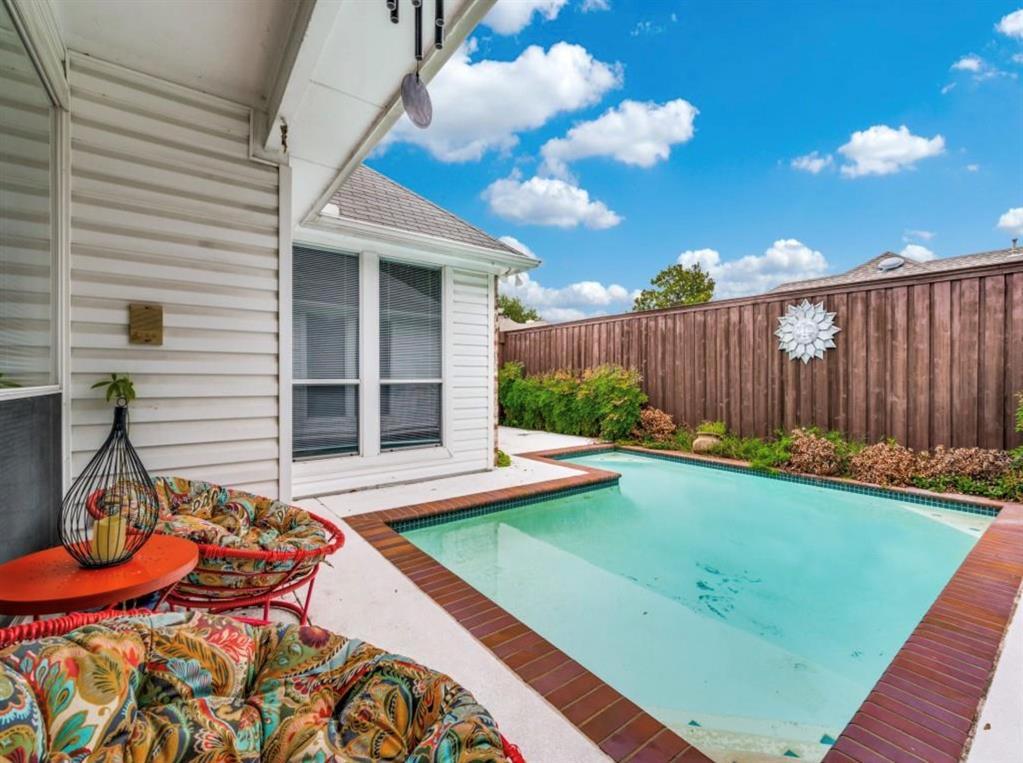 4007 Kirkmeadow Lane, Dallas