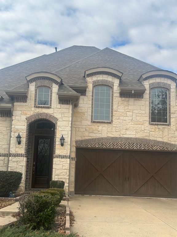 903 Red Deer Drive, Euless