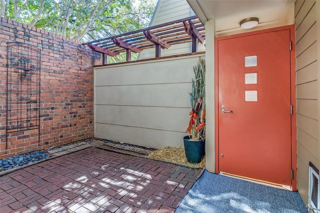 3949 Buena Vista Street A, Dallas