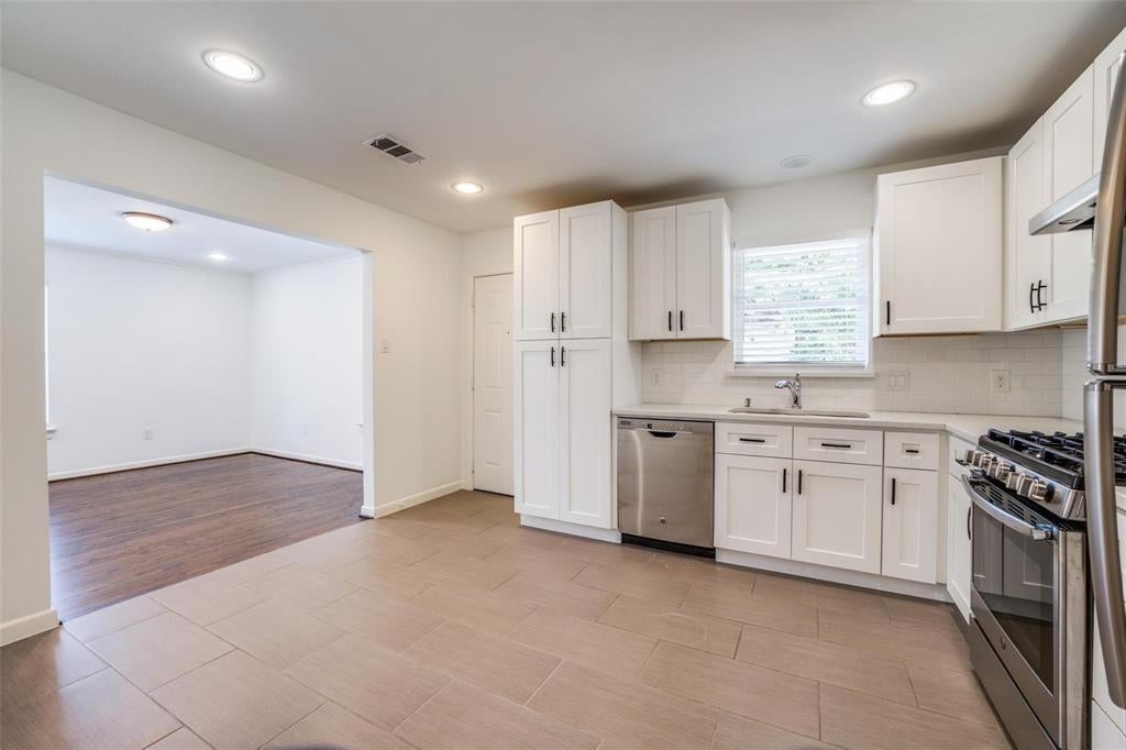 9513 Ash Creek Drive, Dallas