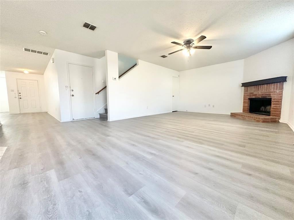 16516 Cowboy Trail, Fort Worth