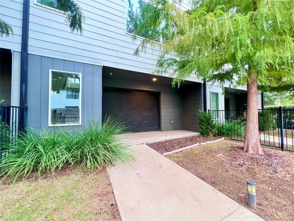 1430 Grigsby Avenue 102, Dallas