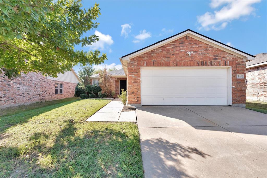545 Winbridge Lane, Fort Worth