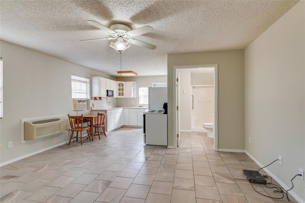 406 Marsha Street, Keller