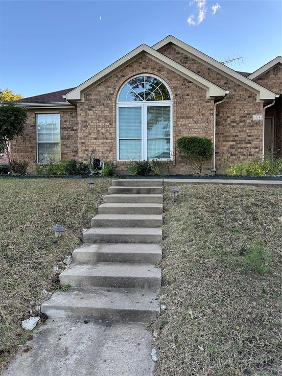 554 Valley View Drive, Lewisville