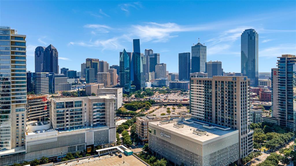 2408 Victory Park Lane 832, Dallas