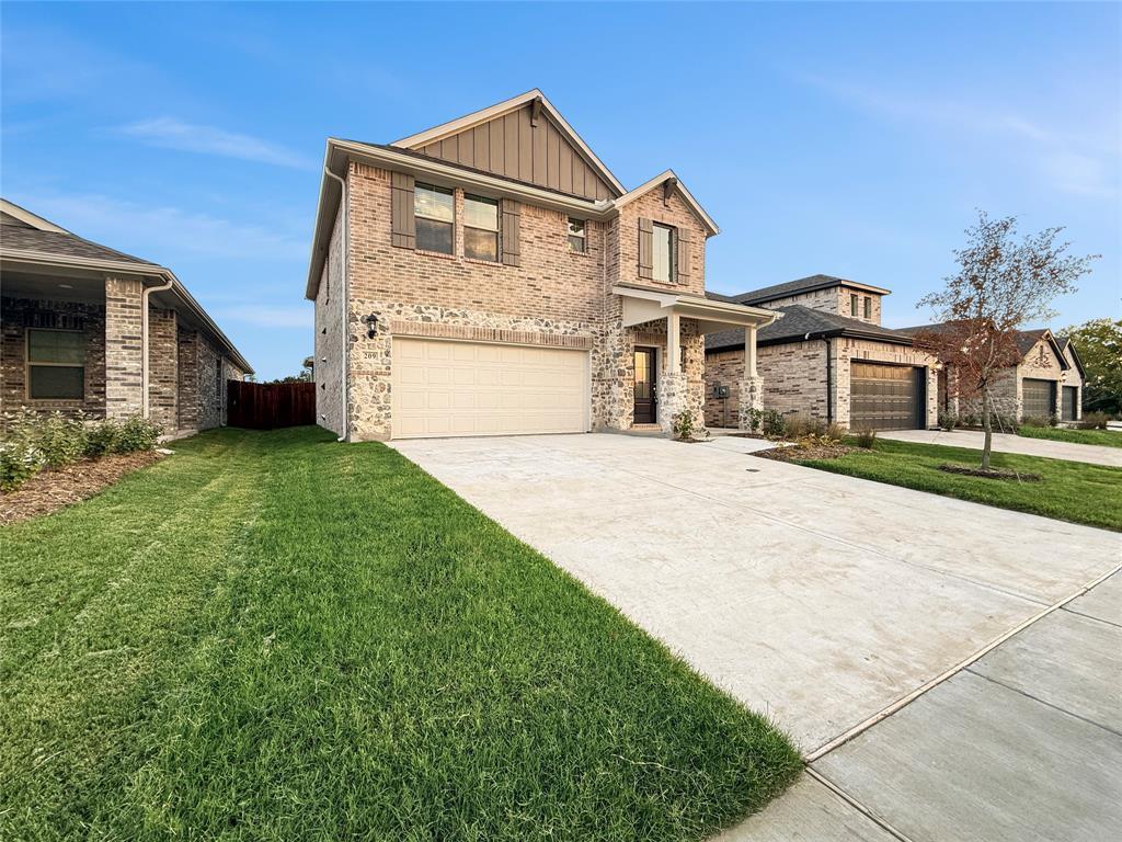 209 Greenbriar Lane, McKinney
