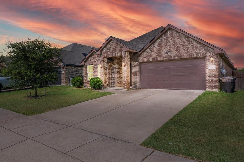 12300 Hunters Knoll Drive, Fort Worth