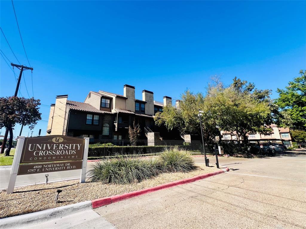 5757 E University Boulevard 27h, Dallas