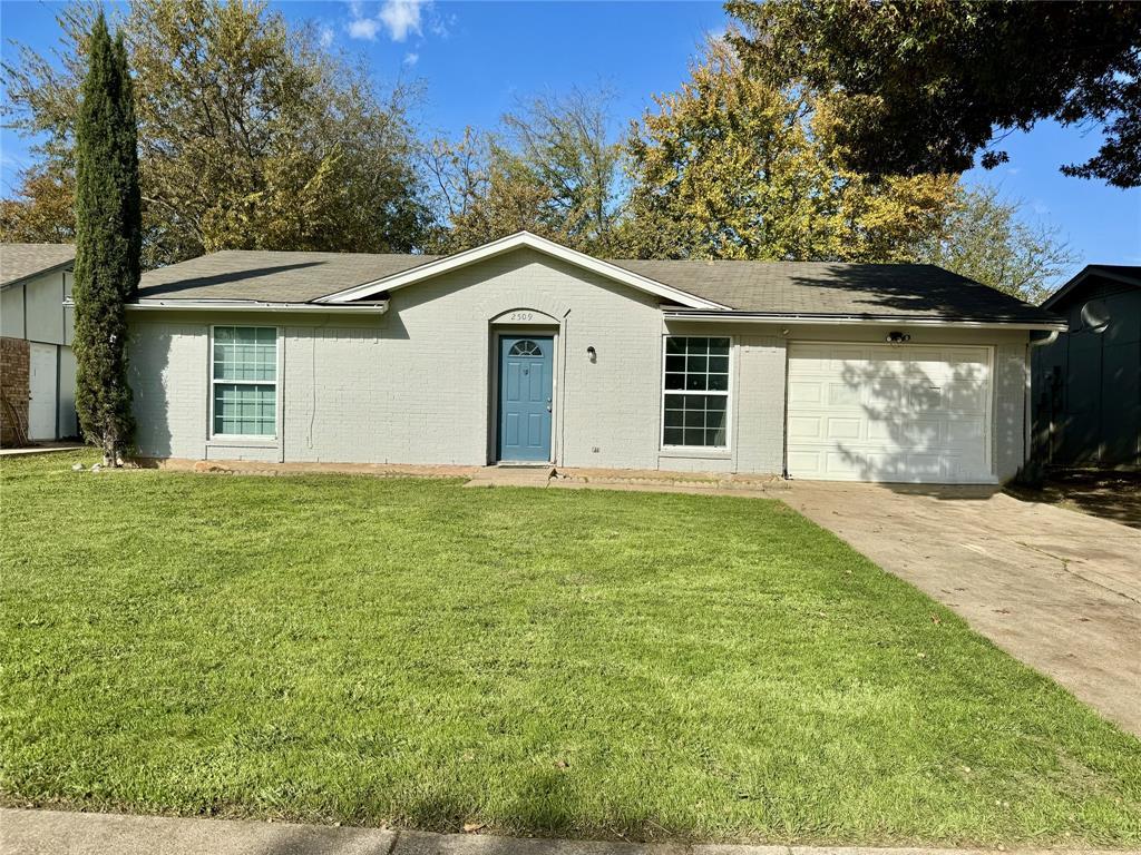 2509 Willow Lane, Irving