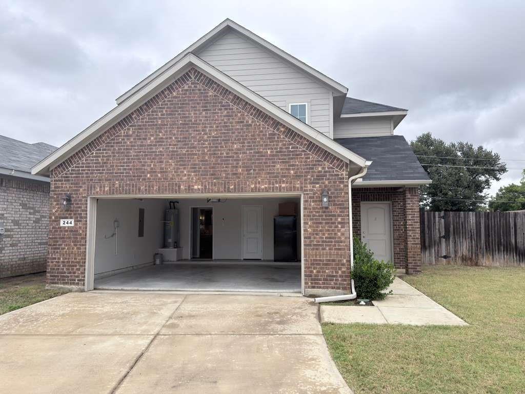 244 Natalie Drive, Grand Prairie