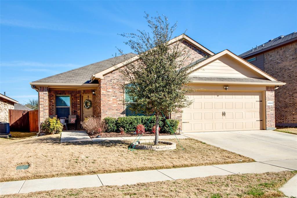 4824 Feltleaf Avenue, Fort Worth
