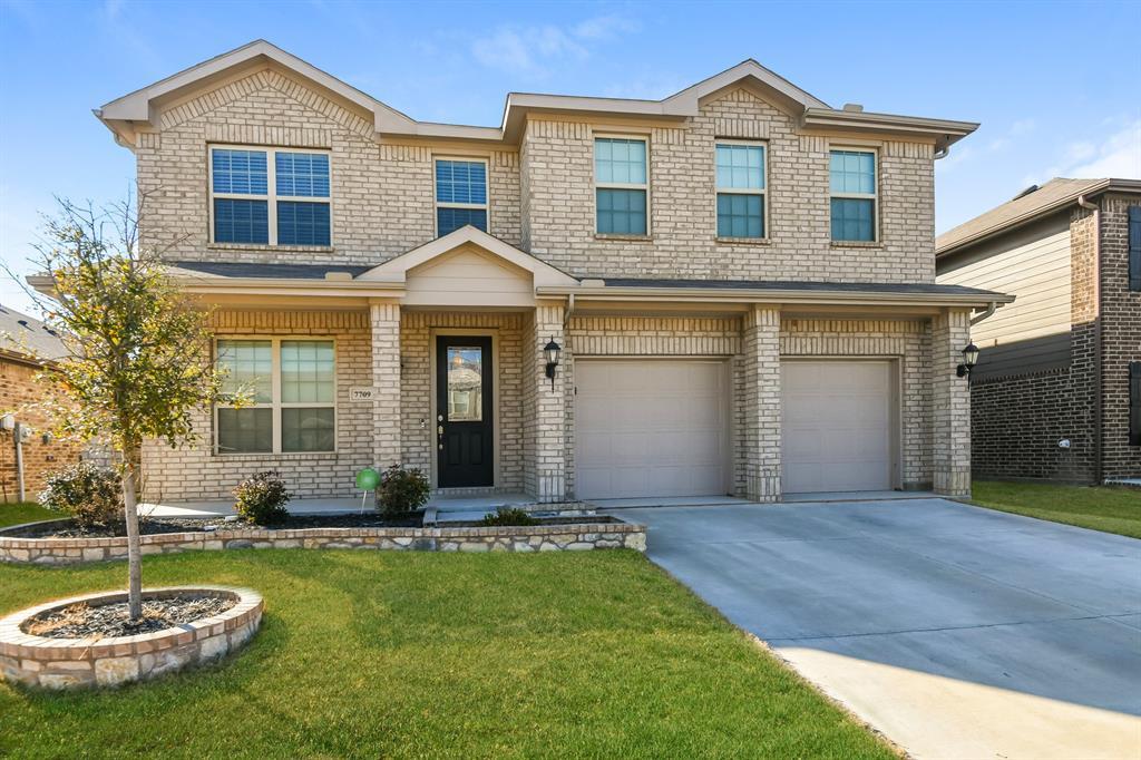 7709 Boat Wind Road, Fort Worth