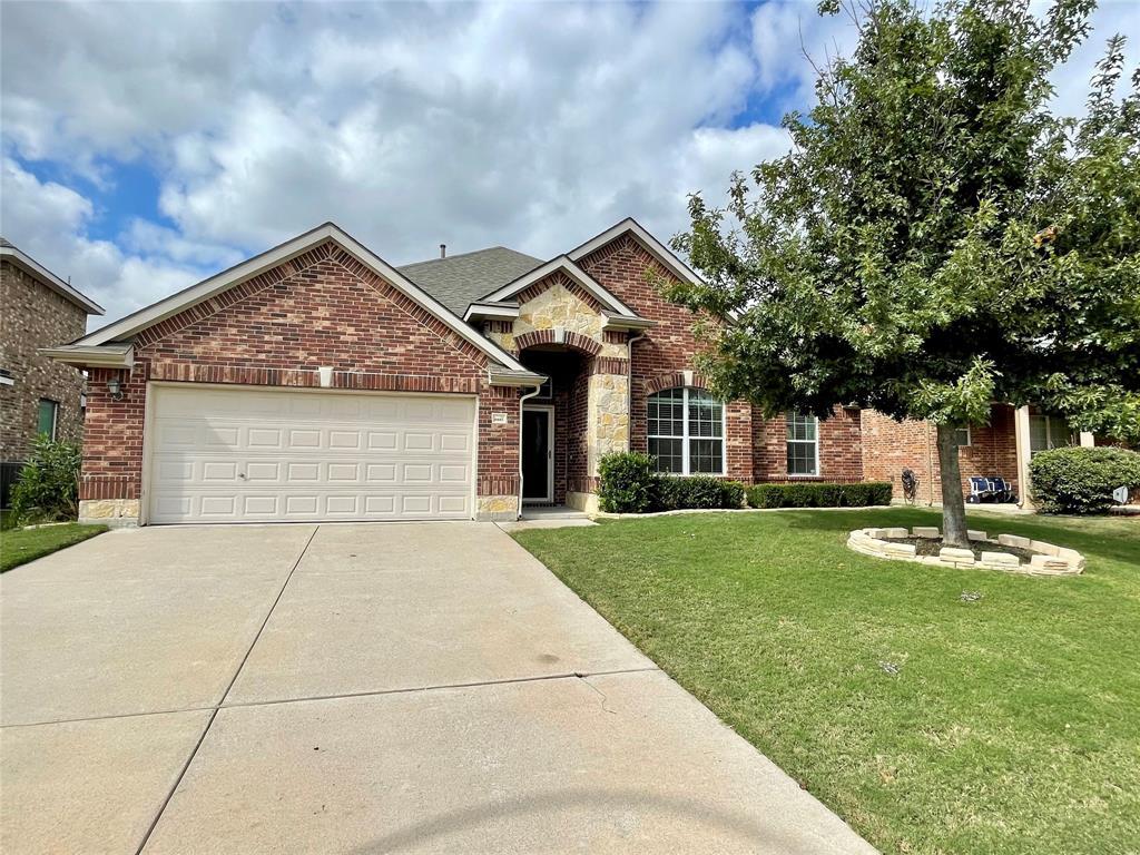 4037 Dellman Drive, Fort Worth