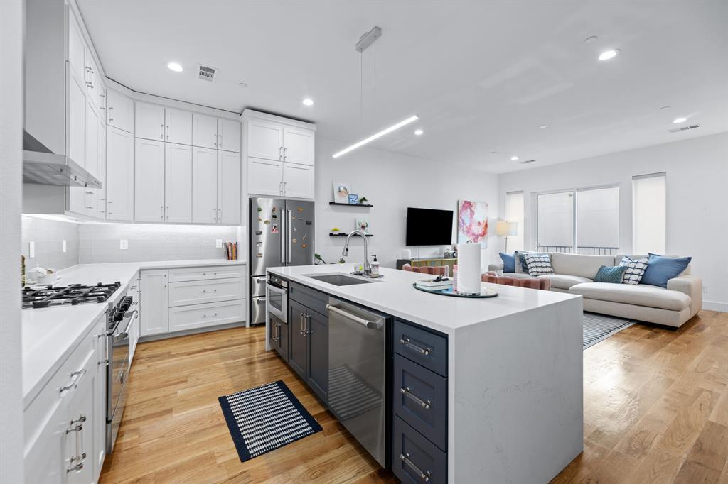 2311 N Carroll Avenue B, Dallas