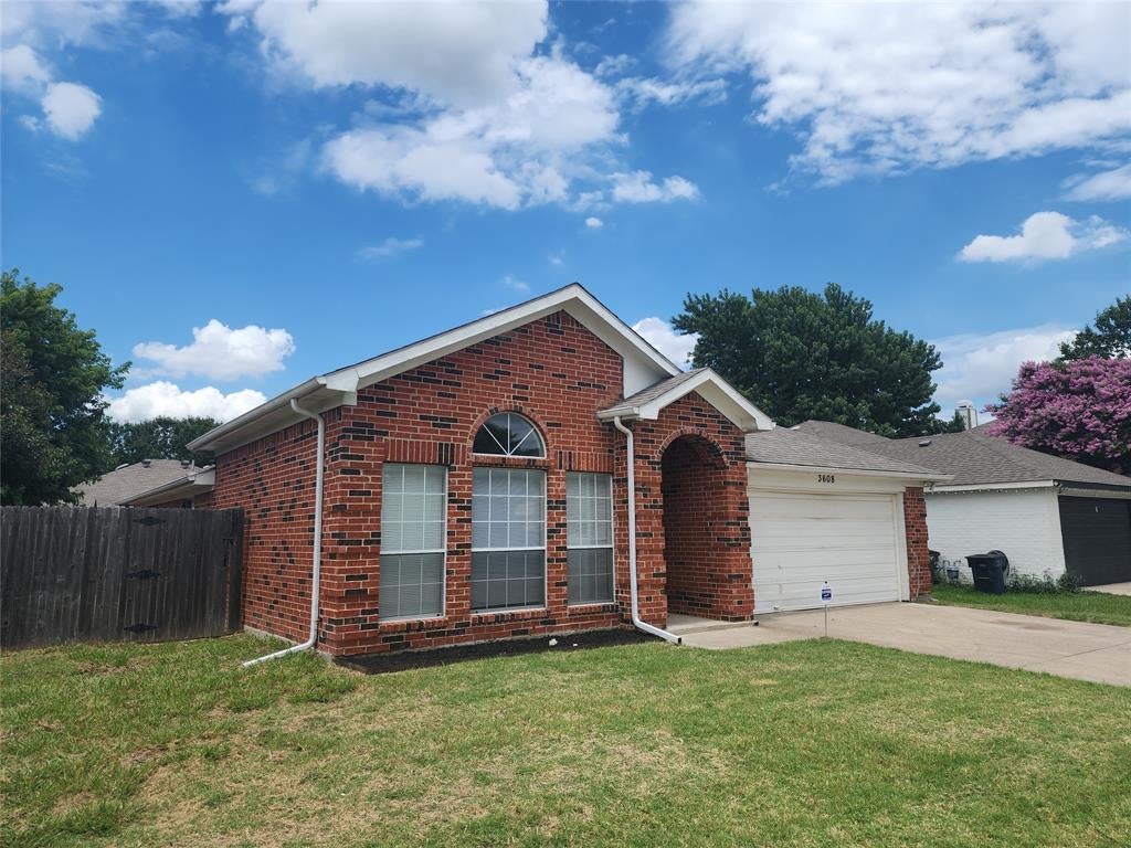 3608 Garden Springs Drive, Fort Worth