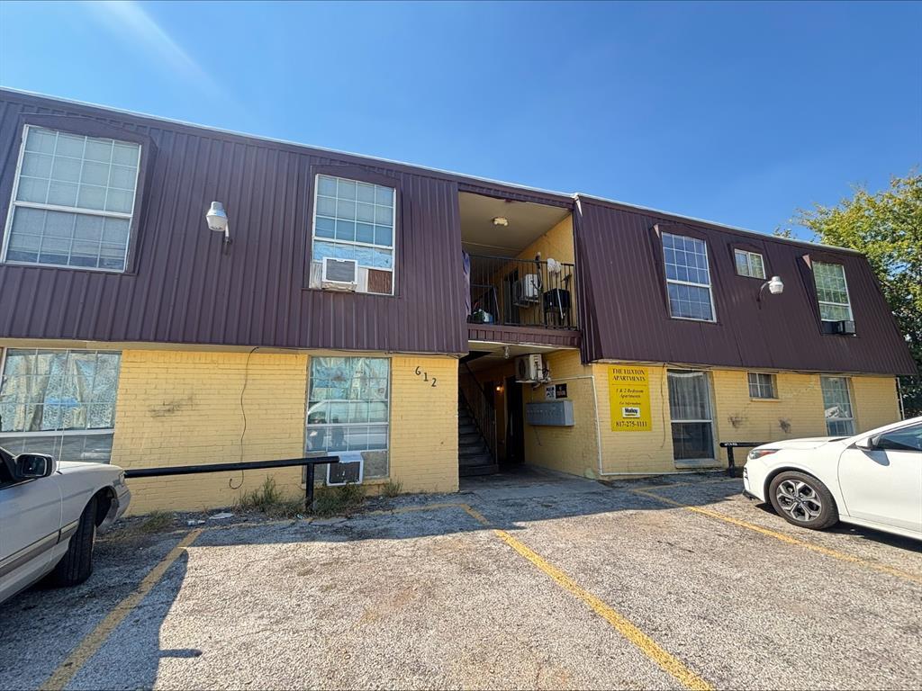 612 Luxton Street 202, Fort Worth