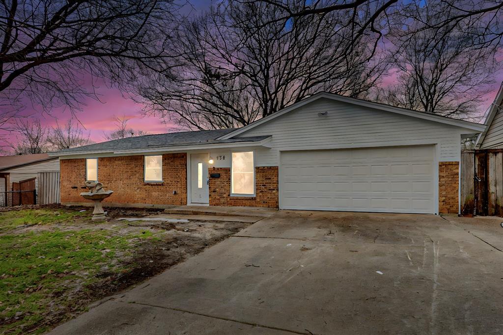 538 E Fairmeadows Drive, Duncanville