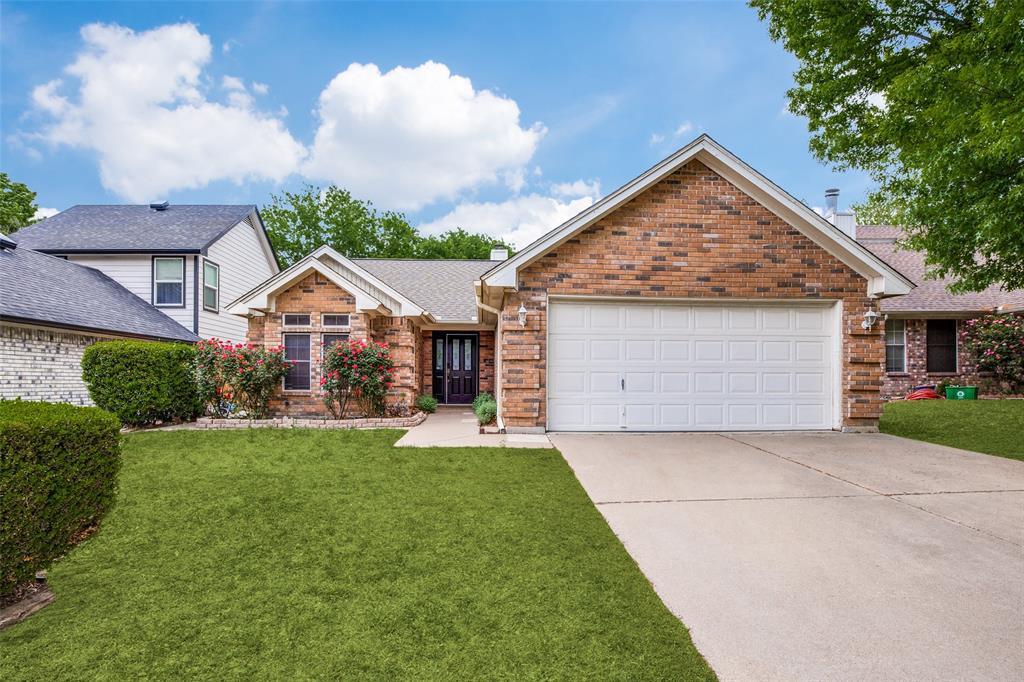 5816 Stone Meadow Lane, Fort Worth