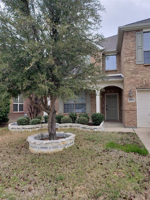9004 Brook Hill Lane, Fort Worth